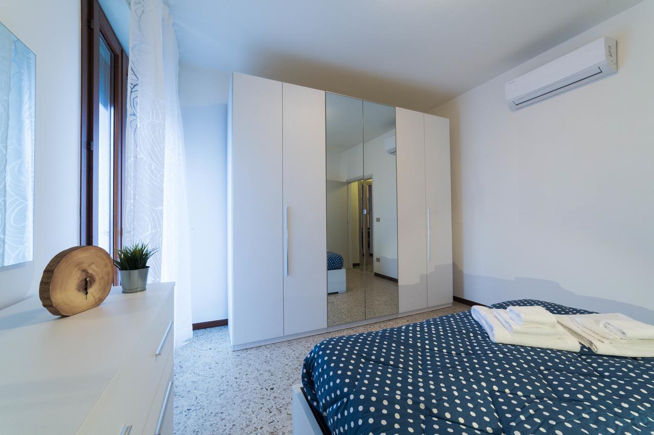 Isa Sirmione Apartments Buitenkant foto