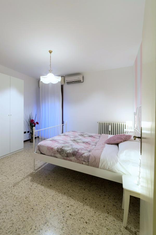 Isa Sirmione Apartments Kamer foto